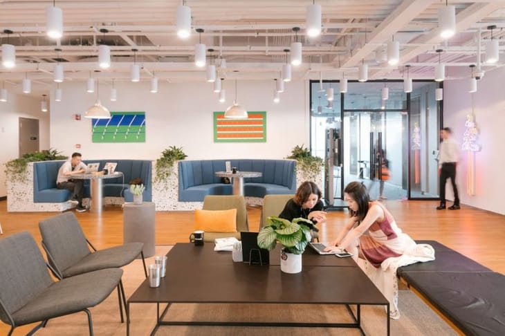 WeWork - Avic Capital Tower - Wangjing East Park, 100000 - Benjing image 3