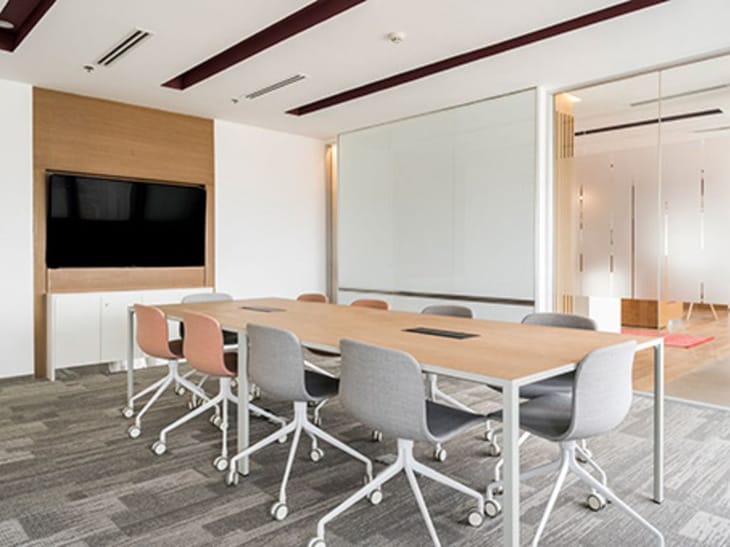 Regus - GT Tower Makati - GT Tower International 6813 - Cor Ayala Ave - Manila image 8