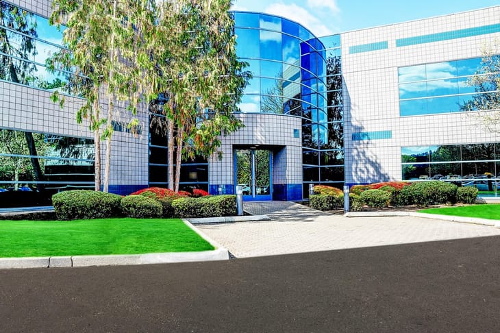 Premier Workspaces - BOT - Bothell - WA - North Creek Parkway image 1
