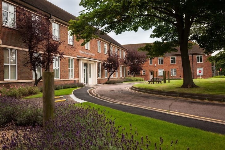 Oxford Innovation - Harwell Innovation Centre - Curie Avenue - Didcot - OX11 image 1