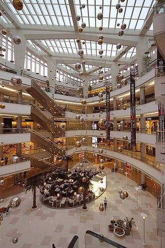 Business Consult Center - Plaza 66 - Shanghai image 2