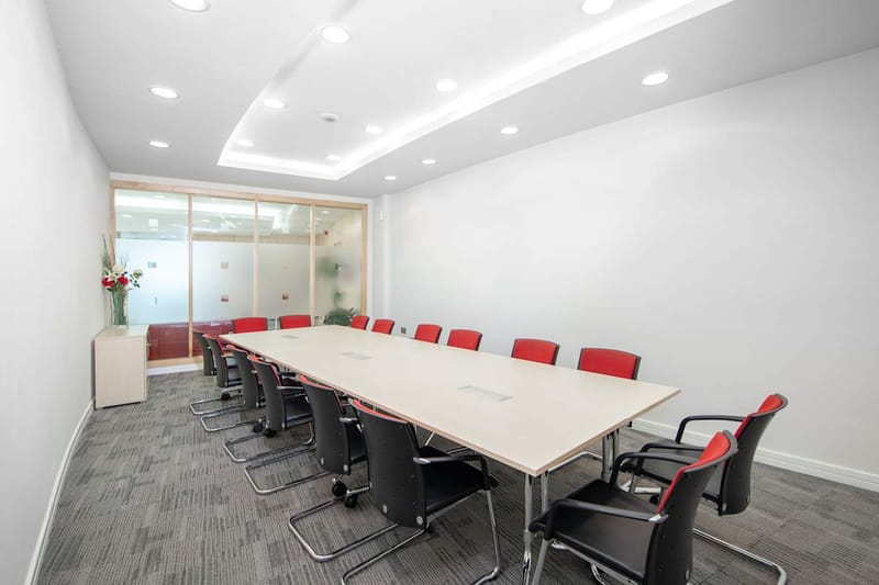 Regus - Doha West Bay, Al Fardan Towers, Doha - Qatar image 3