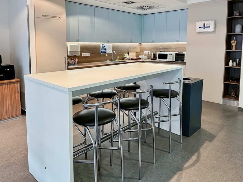 Regus - Allee Corner - Október huszonharmadika, Budapest image 12