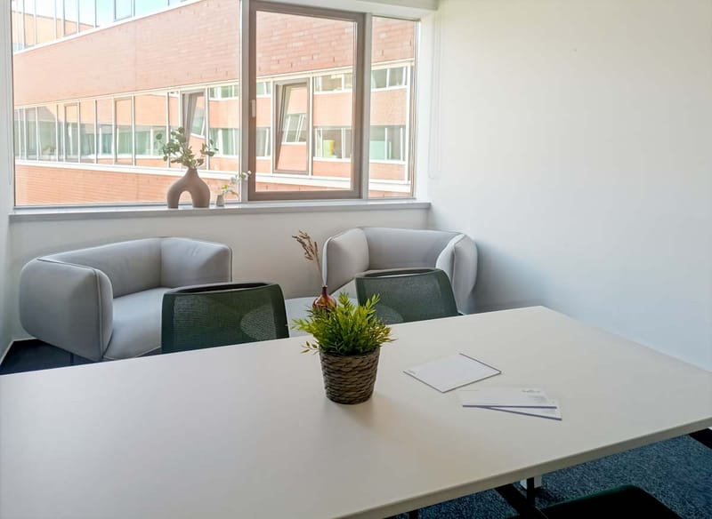 Regus - Allee Corner - Október huszonharmadika, Budapest image 13