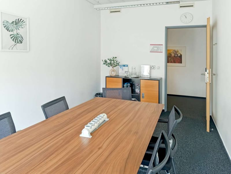 Regus - Allee Corner - Október huszonharmadika, Budapest image 8