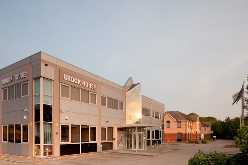 Ranola Properties Limited (Managed 325 - 800 sqft) - Brook House - 54A Cowley Mill Road, UB8 2FX - Uxbridge image 2