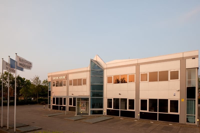 Ranola Properties Limited (Managed 325 - 800 sqft) - Brook House - 54A Cowley Mill Road, UB8 2FX - Uxbridge image 3