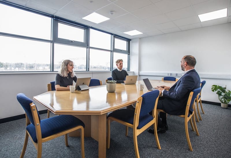 Access Office Suites - Portman Road, RG3 - Reading image 5