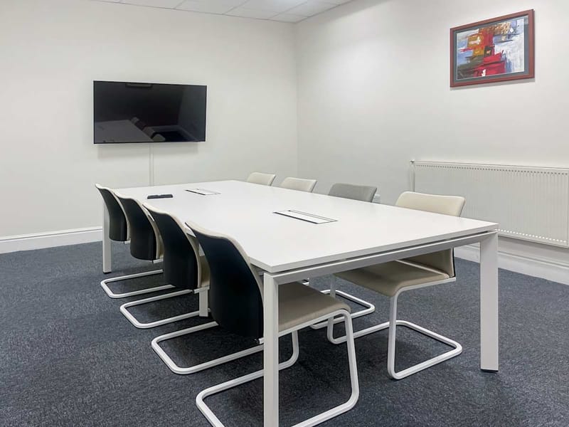 Properties Northwest Limited - Kings Court - King Street, BB2 - Blackburn 400 sqft+ image 3