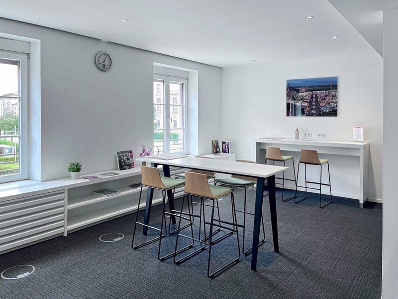 Regus - MUNICH, Maximilanstrasse 35a - Munich image 5
