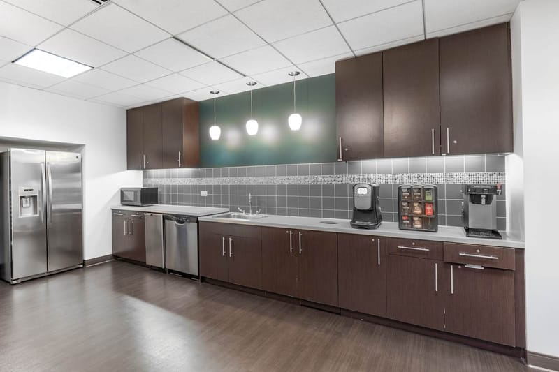 Regus - 1600 Corporate Center - Rolling Meadows image 5