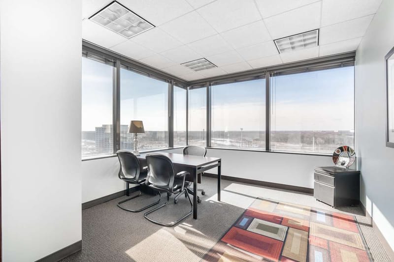 Regus - 1600 Corporate Center - Rolling Meadows image 6