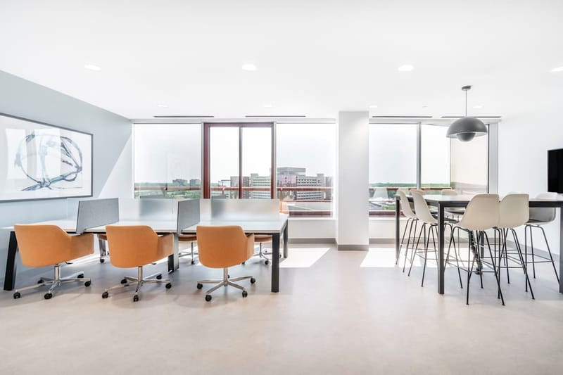 Regus - O'Hare Center - Rosemont image 7