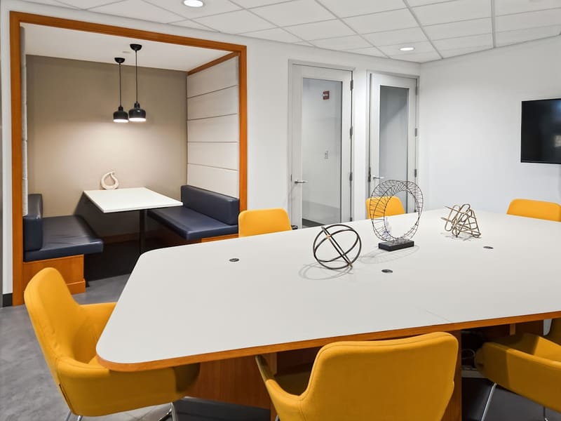 Regus - One Westbrook Corporate Center - Westchester image 10
