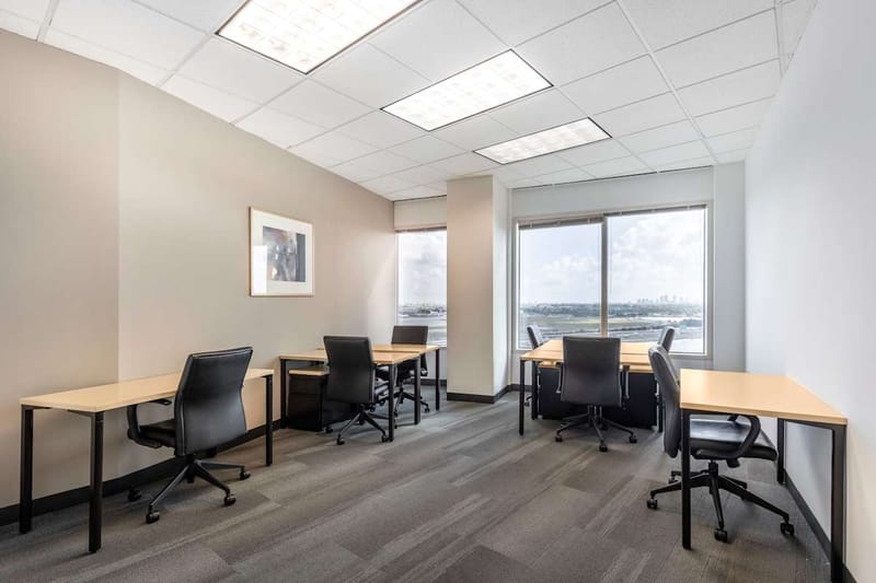 Regus - Blue Lagoon- Miami Airport Center - Blue Lagoon Dr - Florida image 4