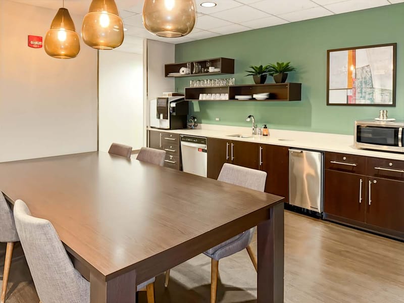 Regus - Regency Towers Center - Oakbrook image 6