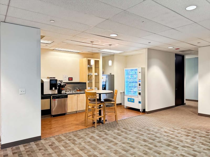 Regus - 203 North LaSalle Center - Chicago image 6