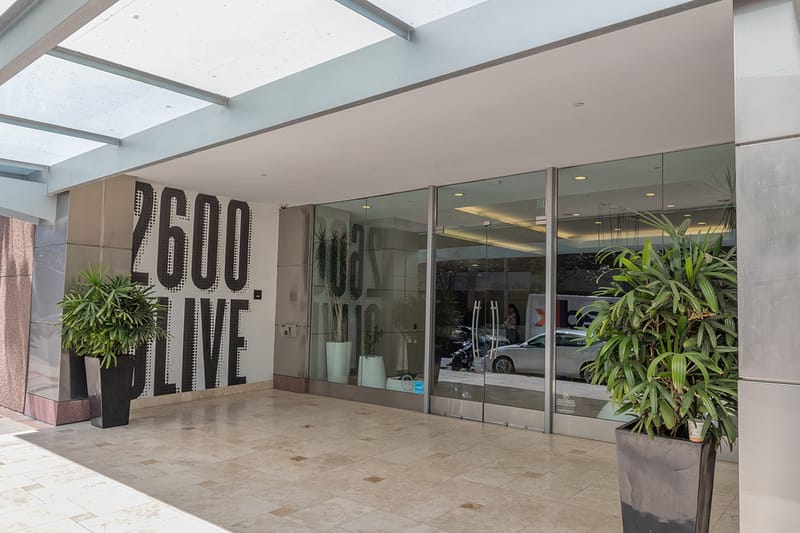 Premier Workspaces - BUR - 2600 West Olive Avenue - Burbank - CA - West Olive Avenue image 2