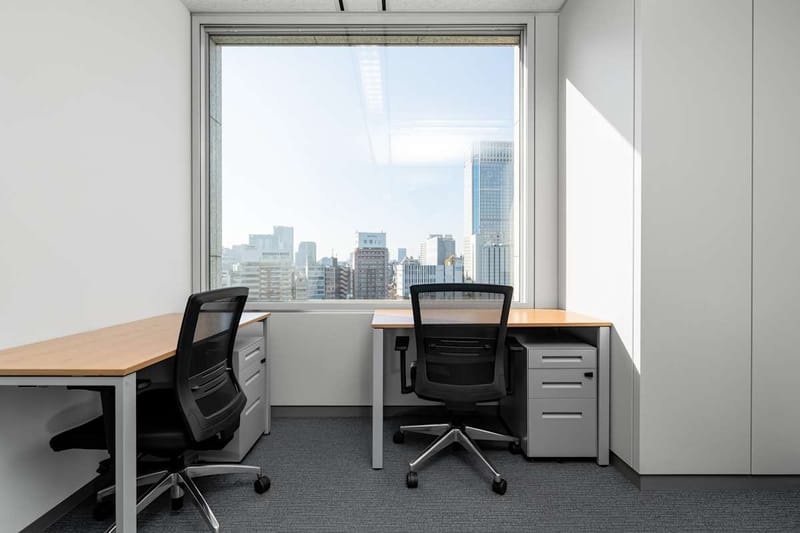 Regus - Shinagawa Grand Central Tower - 2-16-4 Konan - Minato-ku - Tokyo image 4
