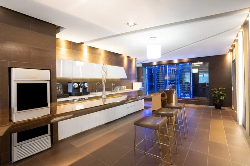 Regus - Vista Tower - The Intermark, Kuala Lumpur image 5