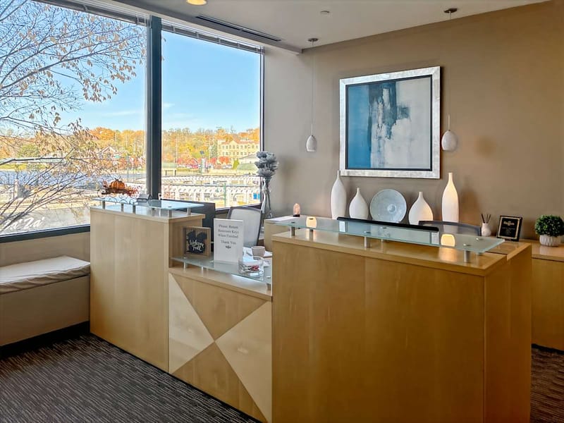 Regus - St Charles - The Plaza - Illinois Street, St Charles - IL image 2