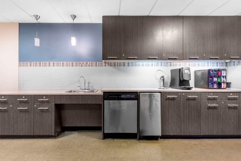 Regus - International Plaza, Philadelphia - PA image 6
