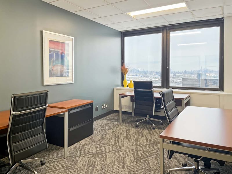 Regus - Newark One Gateway Center - Newark image 7