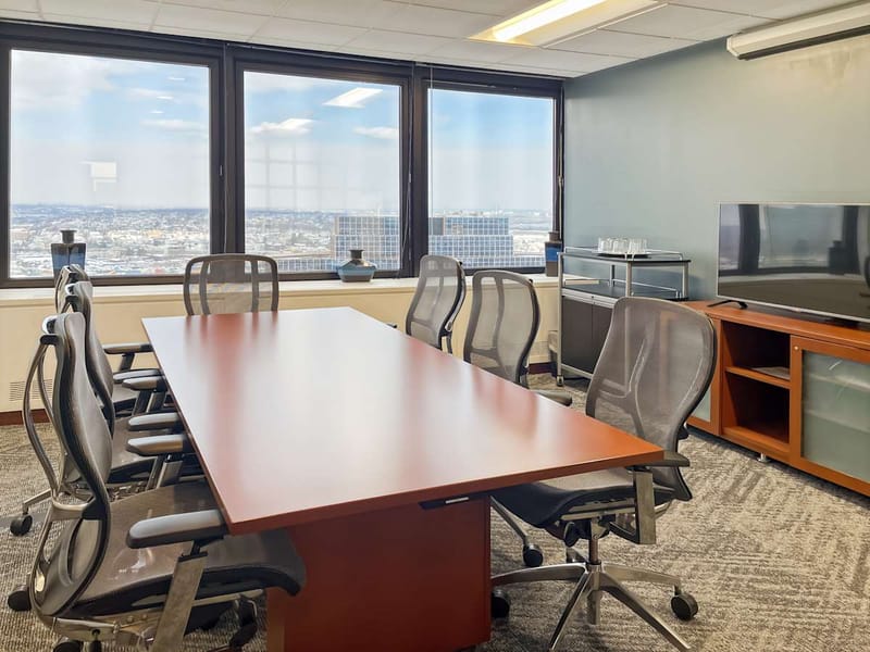 Regus - Newark One Gateway Center - Newark image 9