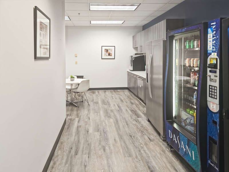 Regus - 3235 Satellite Blvd - Duluth image 10