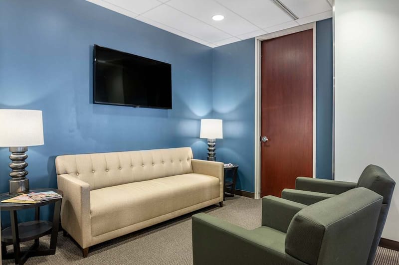 Regus - Carlson Center - Minnetonka image 7