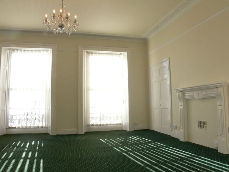 Saville Court Business Centre - Saville Court - 10-11 Saville Place, Clifton, BS8 - Bristol image 4