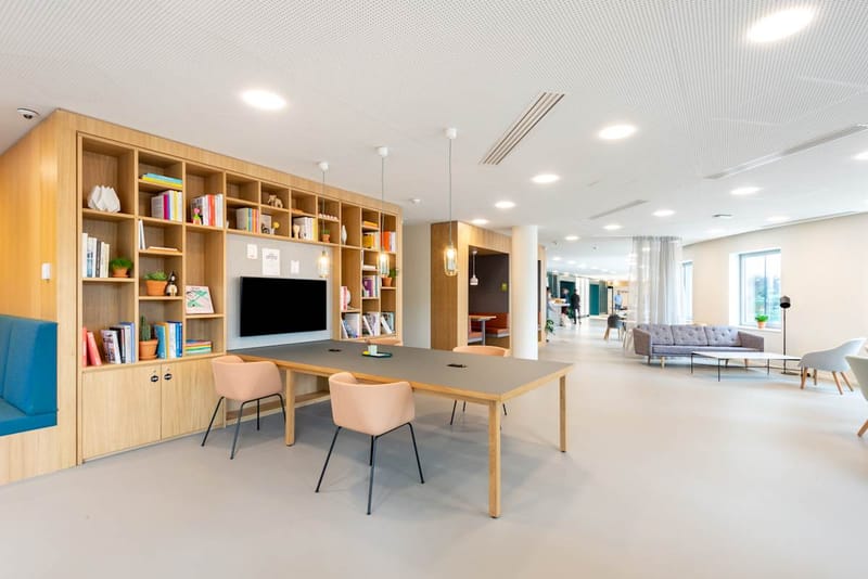 Spaces (Regus) - La Defense - Le Belvédère - 1/7 Cours Valmy - Puteaux - Paris image 8