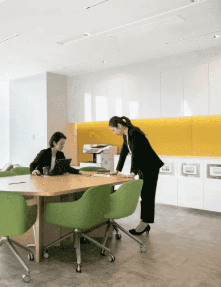 Spaces (Regus) - 928 Arnaiz Avenue - Barangay San Lorenzo - Makati City - Manila image 2