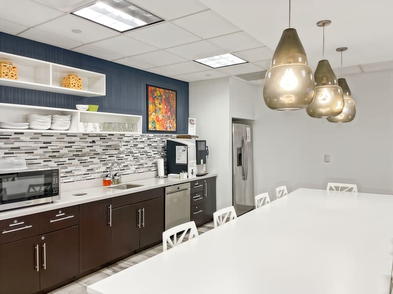 IWG (Regus) - 1325 Avenue of the Americas, 10019 - Midtown West, NY image 6