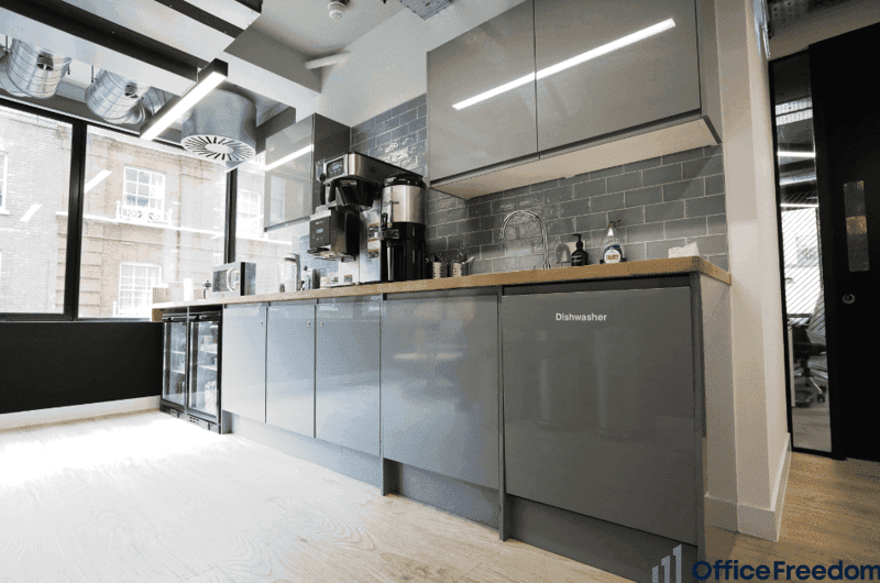 Huckletree (Managed 160 - 580 sqft) - Ingestre Court - Ingestre Place, W1F 0JL - Soho image 4