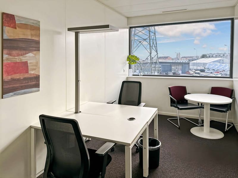 Regus - Nyon Lake Geneva Business park- Route de Crassier - Eysins - Geneva image 13