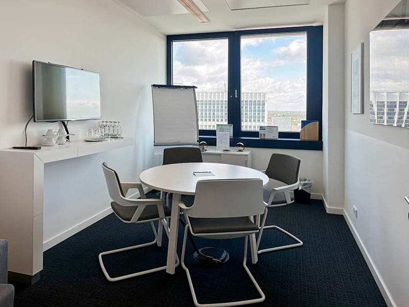 Regus - Lighttower - Hanauer Landstr - Frankfurt image 9