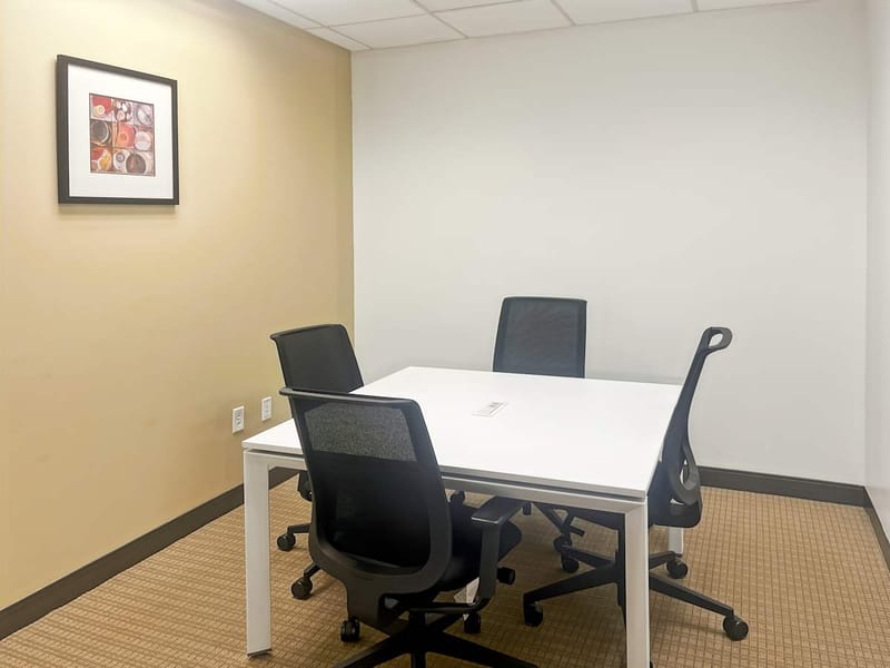 Regus - Miracle Mile Plaza - 21st Street - Vero Beach - FL image 10