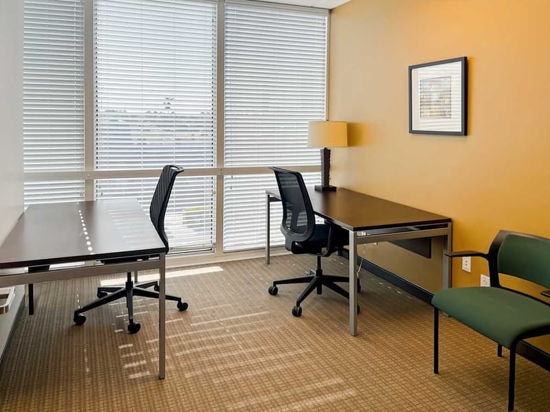 Regus - Miracle Mile Plaza - 21st Street - Vero Beach - FL image 8