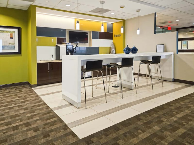 Regus - 2950 North Loop West - Houston - TX image 6