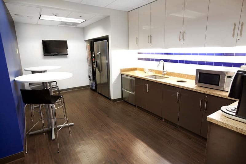 Regus - 80 SW 8th St - Miami image 6