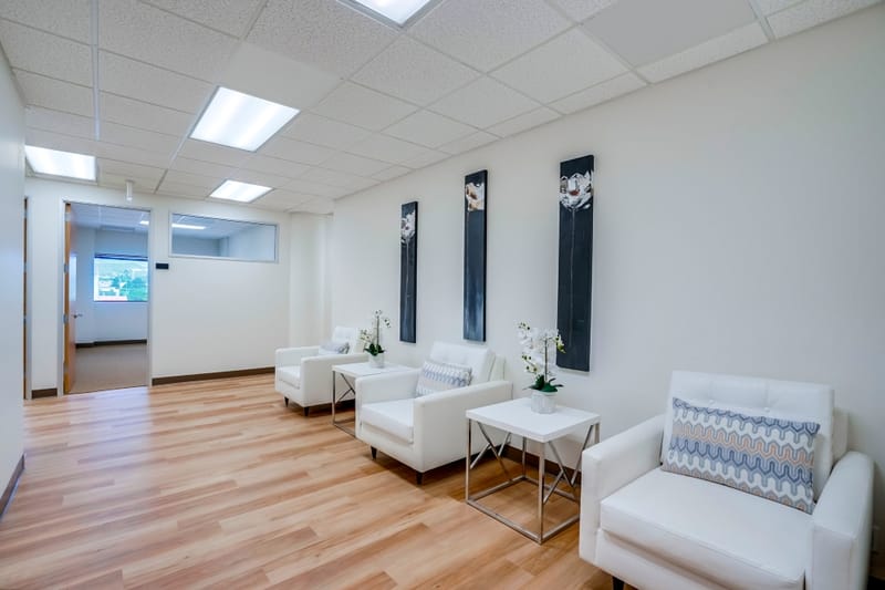 Barrister - 11500 W. Olympic Blvd - Los Angeles image 8