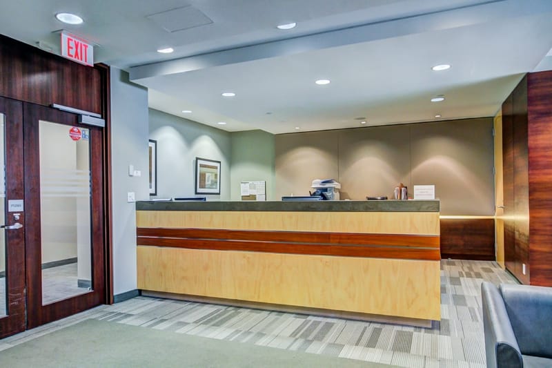 Intelligent Office - 77 City Centre Drive - Mississauga image 2