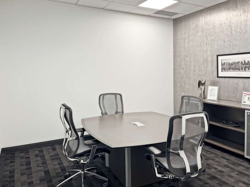 Regus - Pointe-Claire - Trans-Canadian Highway Montreal - Canada image 13