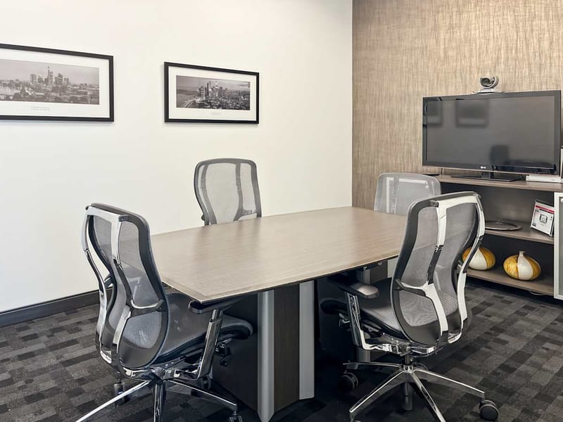 Regus - Pointe-Claire - Trans-Canadian Highway Montreal - Canada image 9