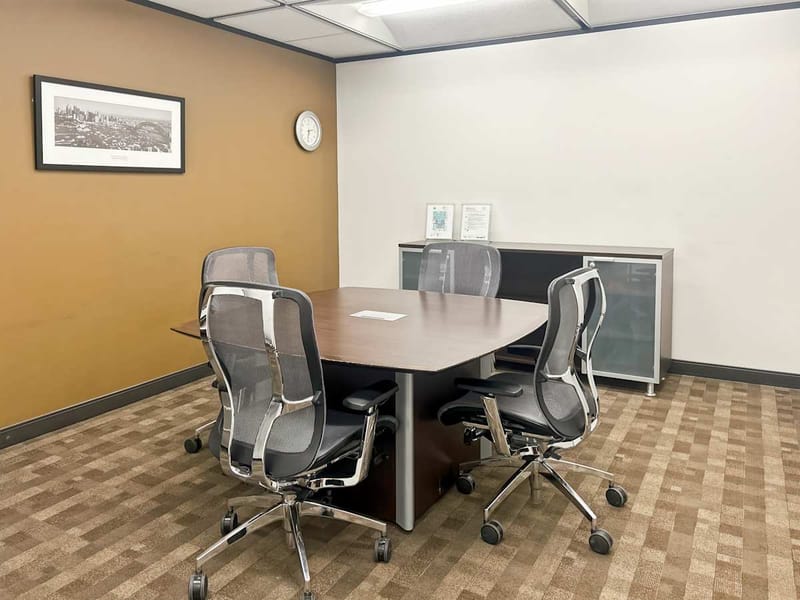 Regus - Manulife Place - 101 Street - Edmonton - AB image 9