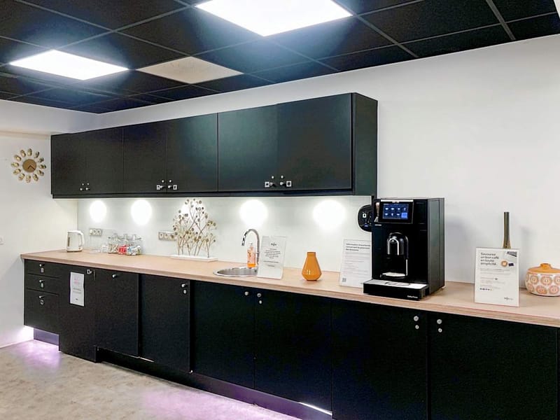 Regus - Gare de Lyon - 37-39 Avenue Ledru Rollin - Paris image 6