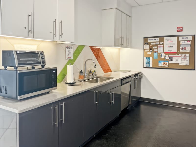 Regus - Lincoln Park - 939 W. North Avenue - Chicago - IL image 11