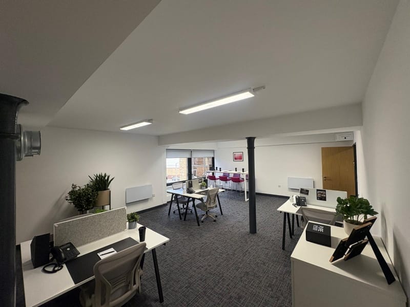 Pure Offices (Managed 74 - 1,229 sqft) - Bonnington Bond, 2 Anderson Place, EH6 5NP - Edinburgh image 2