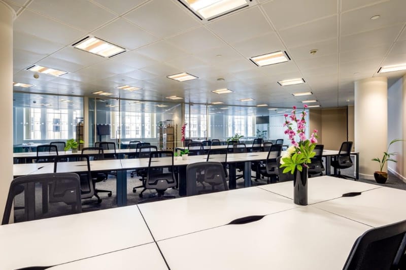 Landmark - 40 Gracechurch Street, EC3V 0BT - Monument image 2